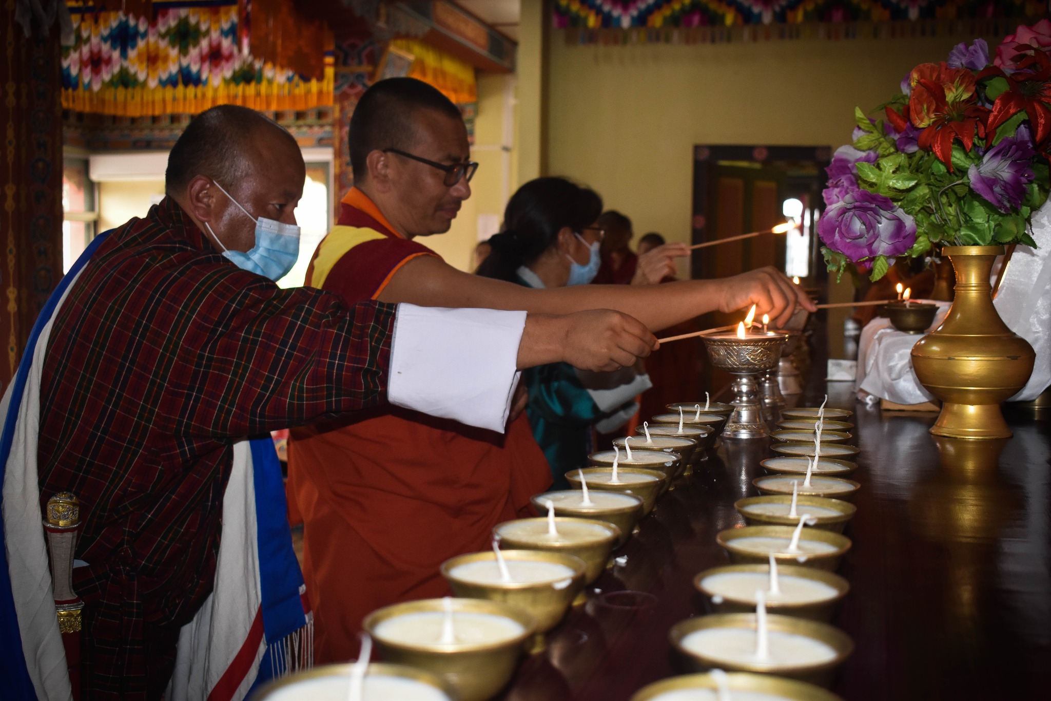 Offering butter lamp 